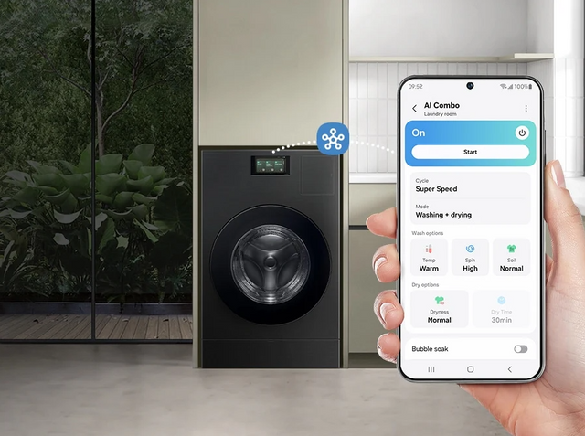 Samsung Bespoke AI Laundry Combo close-up Samsung Bespoke AI Laundry Combo close-up